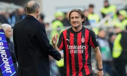 Allegri Siapkan Rotasi Pemain AC Milan Jelang Hadapi Lecce