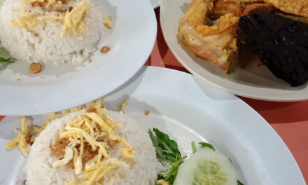 Adaptasi Nasi Uduk Betawi dalam Dinamika Kuliner Surabaya