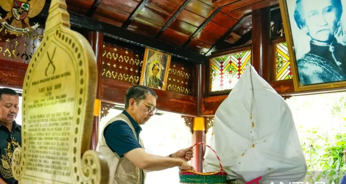 Makam Gunung Puyuh Penggerak Ekonomi Budaya Sumedang