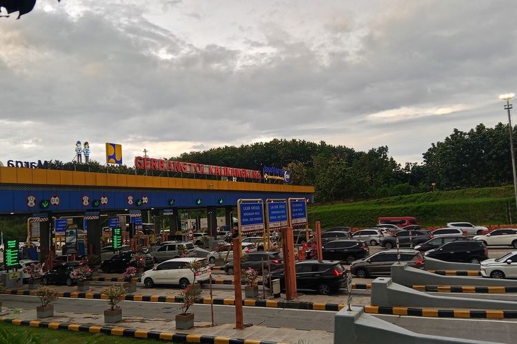 Tol Kalikangkung Mudik