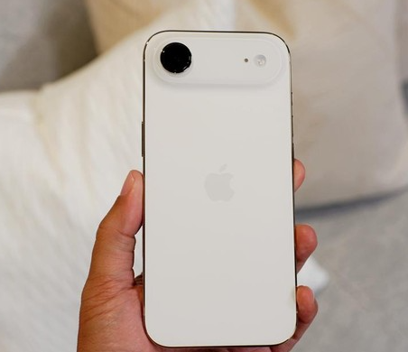 iPhone Air Modifikasi Hadir dengan Slot SIM Fisik