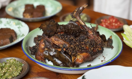 Ayam Goreng Kampung Pak Pri Yogyakarta-Magelang di Senopati