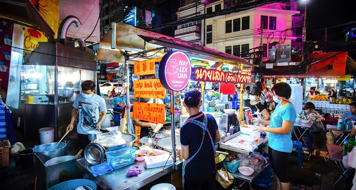 Kuliner Thailand Hadirkan Aplikasi Thai Street Gold Star untuk Jamin Keamanan Jajanan Kaki Lima