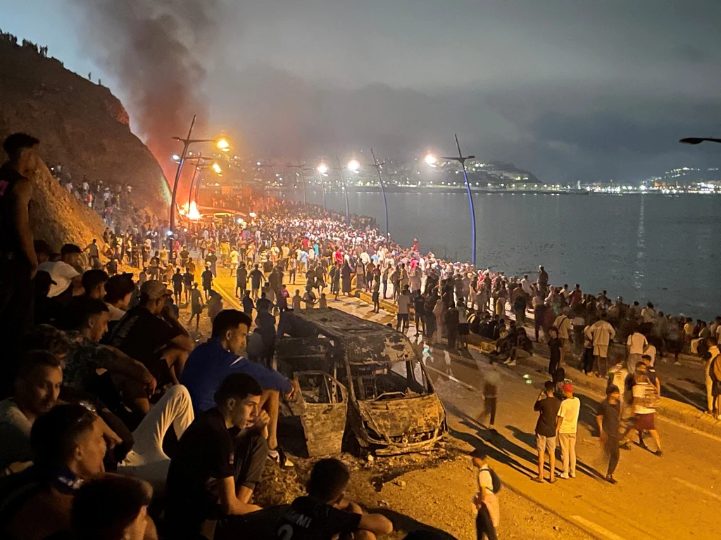 Gelombang Migran Maroko Menuju Ceuta
