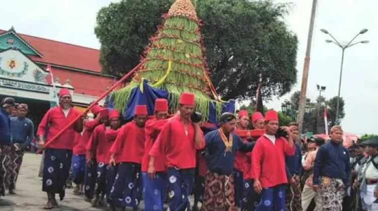 Tradisi Maulid Nabi di Indonesia, Mengenal Sekaten hingga Panjang Jimat