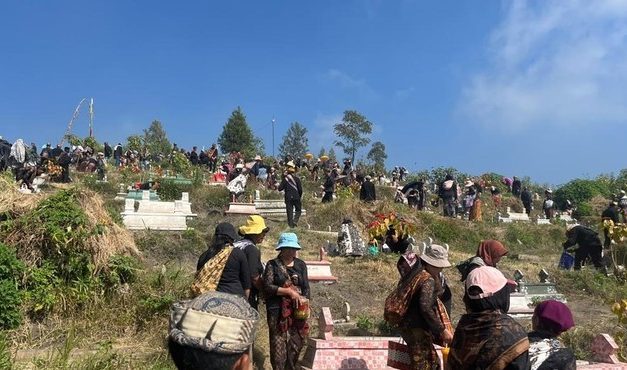 Tradisi Nyadran Suku Tengger Perkuat Penghormatan Leluhur dalam Hari Raya Karo 1948 Saka
