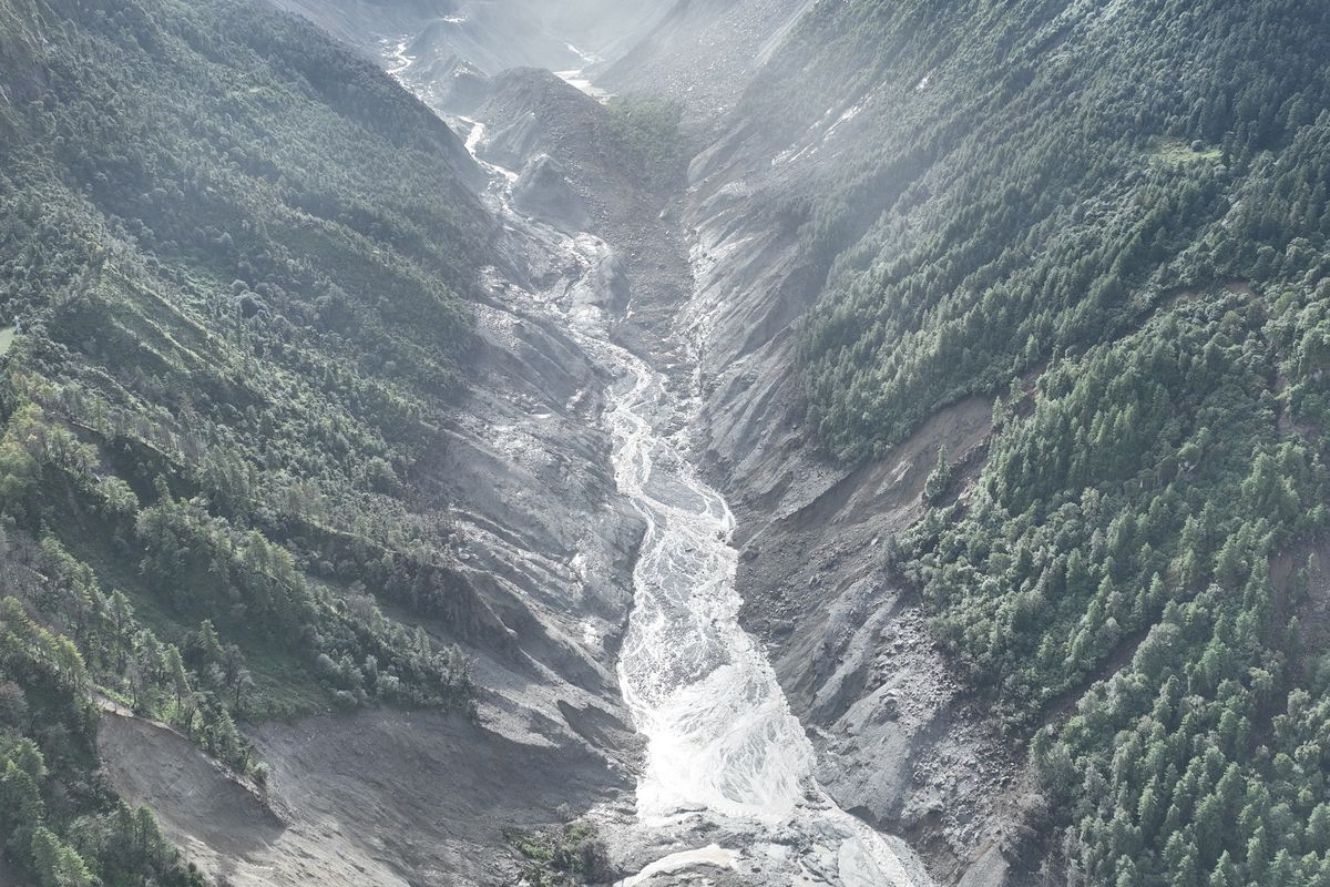 banjir bandang Nepal-Tibet