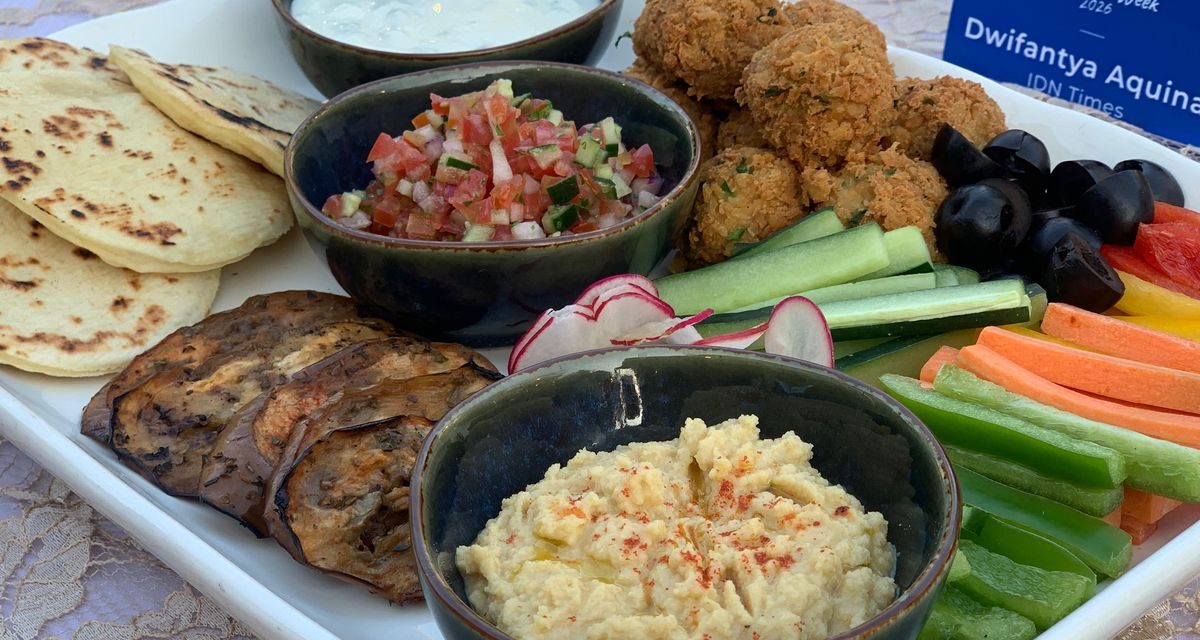 Resep Mediterranean Mezze Board, Sajian Mediterania Lengkap dengan Hummus dan Falafel