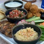 Resep Mediterranean Mezze Board, Sajian Mediterania Lengkap dengan Hummus dan Falafel